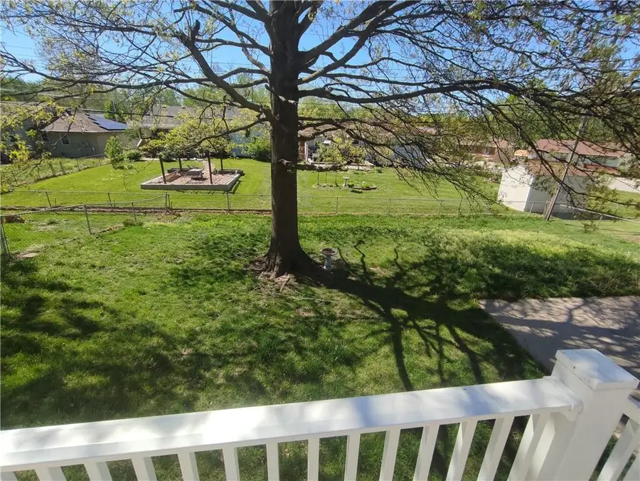 7009 NW 80th Street, Kansas City, MO 64152 - #3