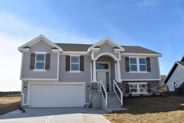 6015 NE 118th Terrace, Kansas City, MO 64156