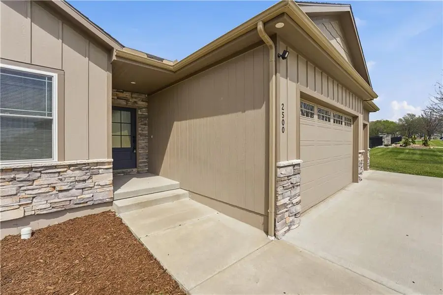 2500 Burris Drive, Harrisonville, MO 64701 - #3