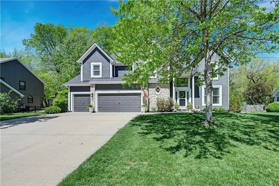 2900 W 131st Street, Leawood, KS 66209 - #2