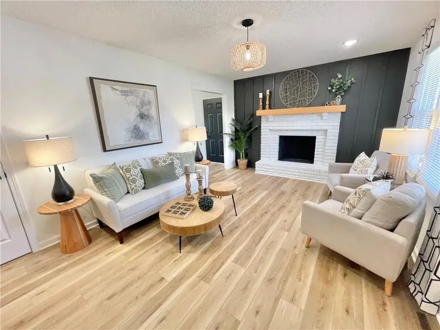 16106 Harris Avenue, Belton, MO 64012 - #2