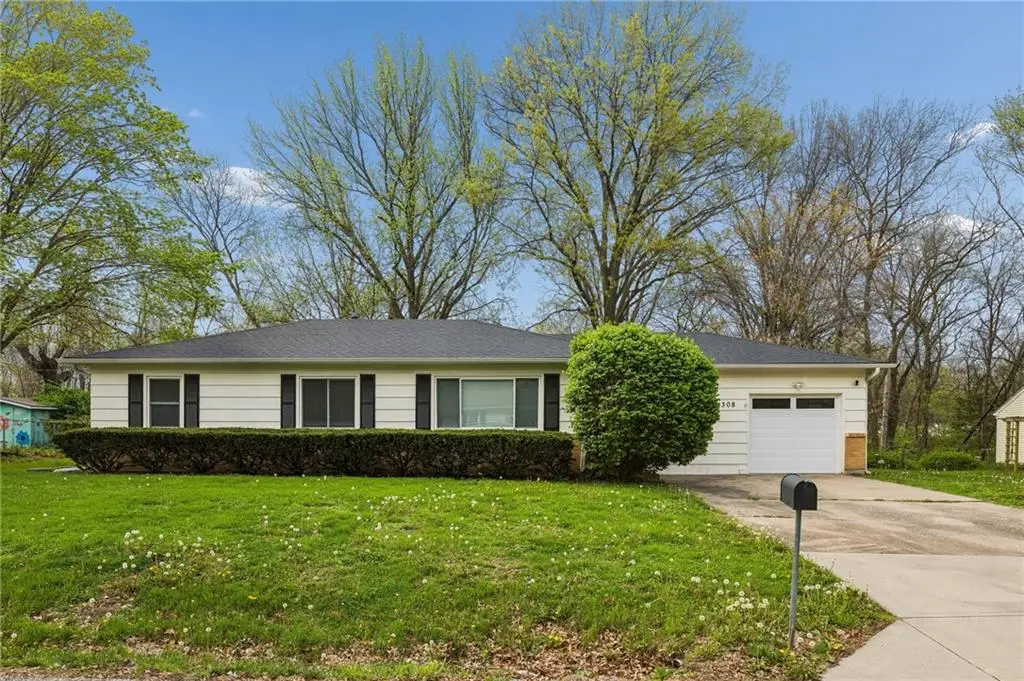 1308 Middlebrook Drive, Liberty, MO 64068 - #1
