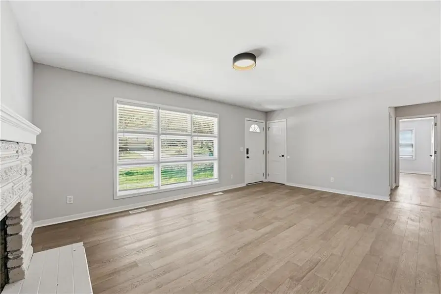 8018 Nall Avenue, Prairie Village, KS 66208 - #3