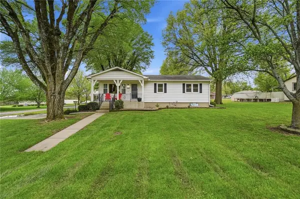 444 E Ash Street, Drexel, MO 64742
