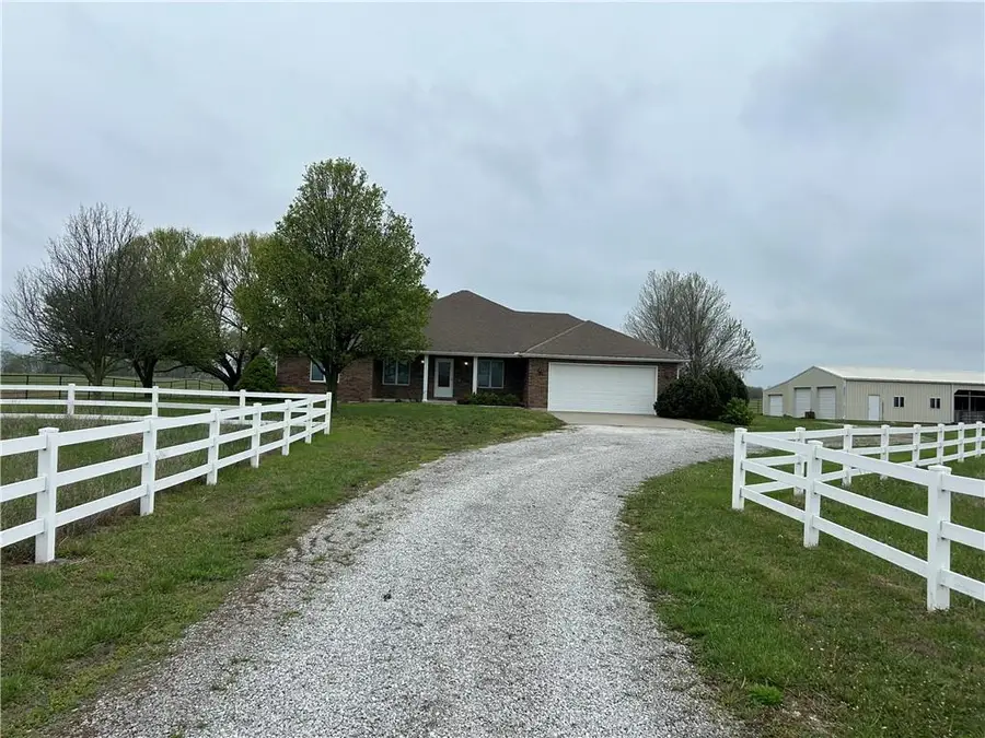 1379 NW M Highway, Clinton, MO 64735 - #3
