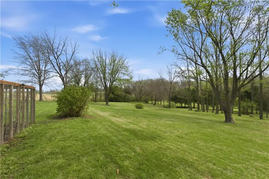 34372 169th Street, Leavenworth, KS 66048 - #2