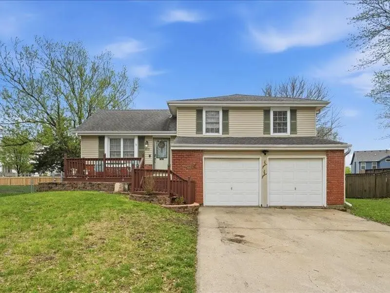813 Valerie Lane, Gardner, KS 66030 - #2