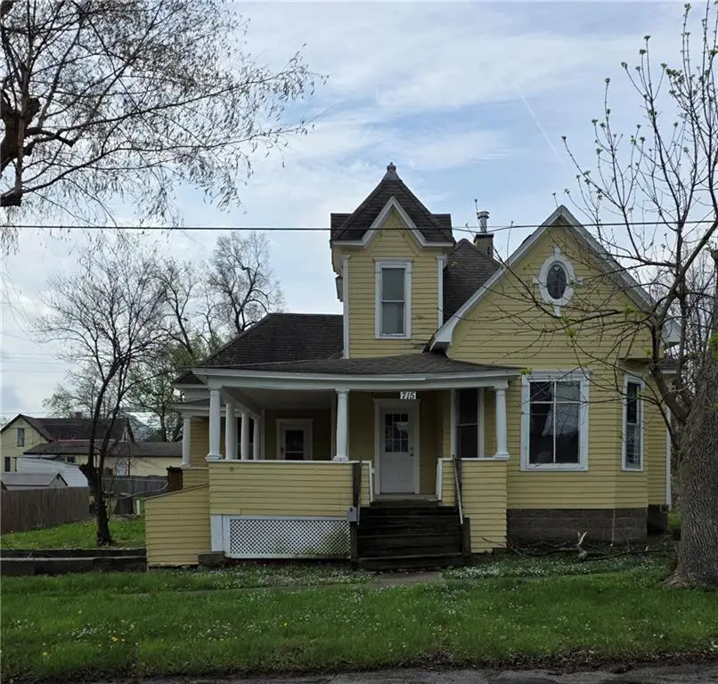 715 W 4th Street, Cameron, MO 64429 - #1