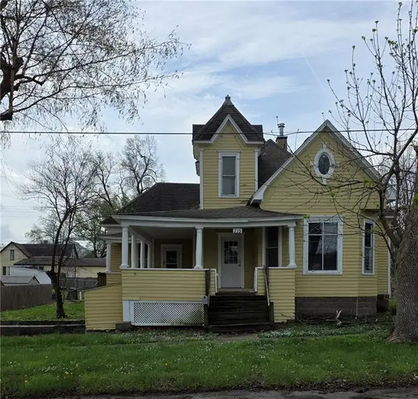 715 W 4th Street, Cameron, MO 64429