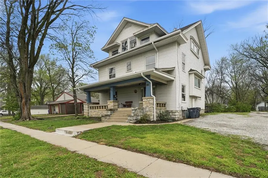 115 S Walnut Street, Olathe, KS 66061 - #3