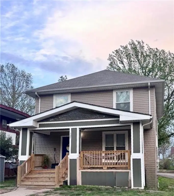 707 S Park Avenue, Independence, MO 64052 - #1