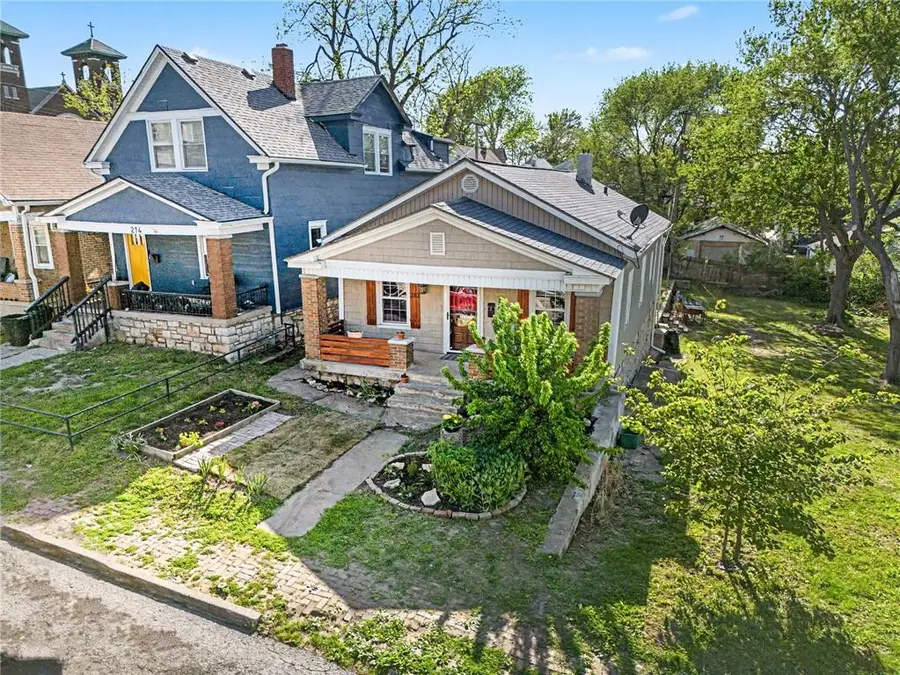 212 S 8th Street, Kansas City, KS 66101 - #2