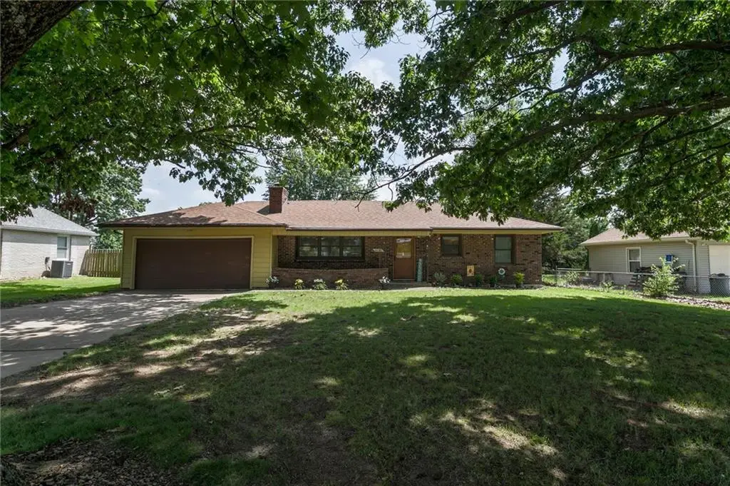 9277 State Avenue, Kansas City, KS 66112 - #1