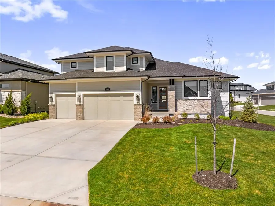 12402 W 170th Terrace, Overland Park, KS 66221 - #2