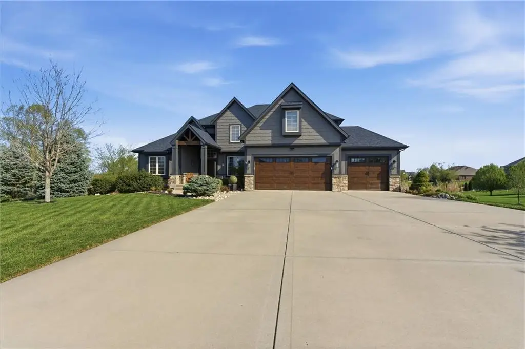 12602 NE 117th Street, Kearney, MO 64060 - #1