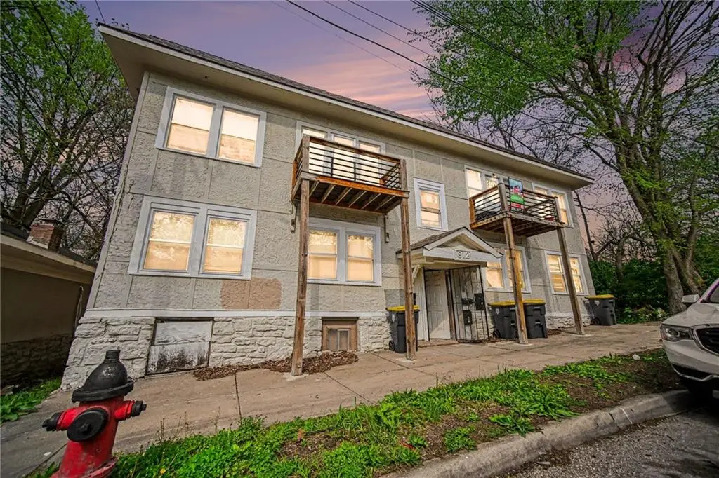 912 Bales Avenue, Kansas City, MO 64124 - #1