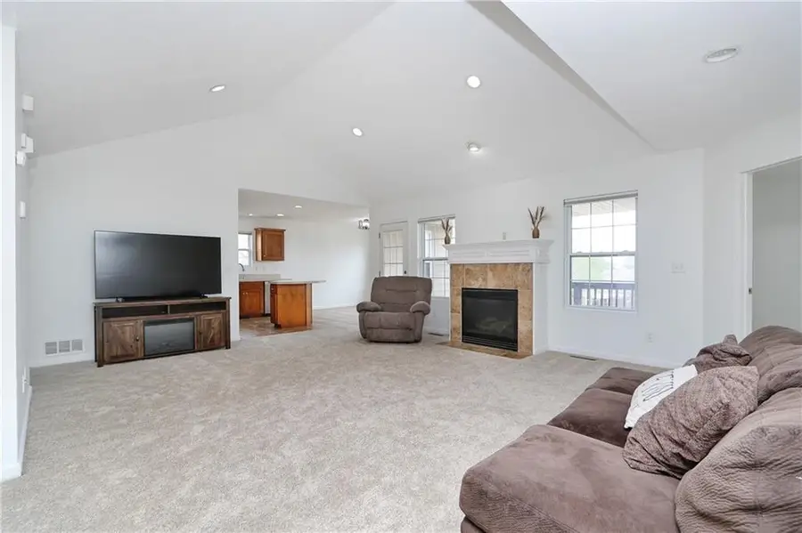 731 Tall Grass Drive, Junction City, KS 66441 - #3