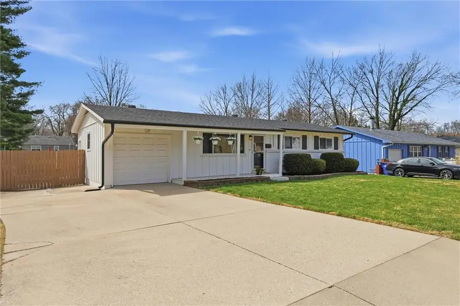 7721 W 65th Street, Overland Park, KS 66202 - #3