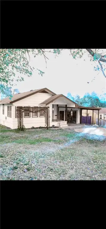 930 E Stone Street, Independence, MO 64050 - #2