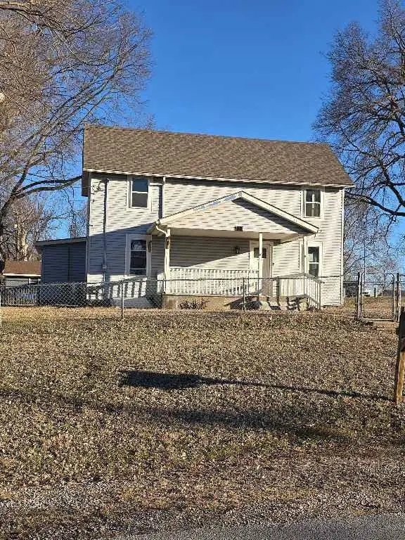313 E Kay Street, Lansing, KS 66043 - #1