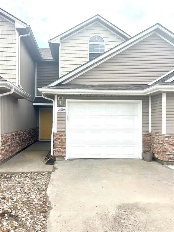 21090 Millridge Street, Spring Hill, KS 66083