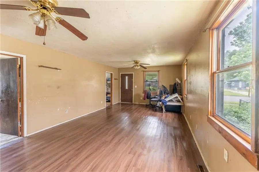 1506 N Grand Street, Pittsburg, KS 66762 - #3