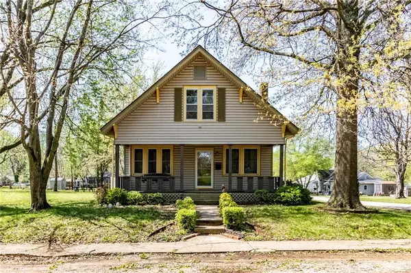 401 E Jackson Street, Windsor, MO 65360