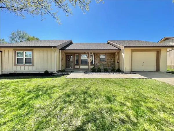 18826 Sunrise Drive, Belton, MO 64012