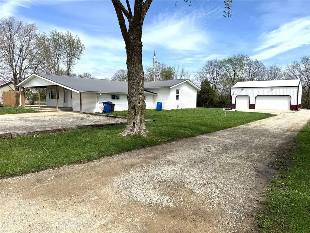103 N Fuller Street, Gallatin, MO 64640 - #1