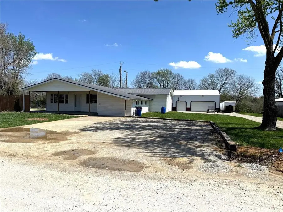 103 N Fuller Street, Gallatin, MO 64640 - #3