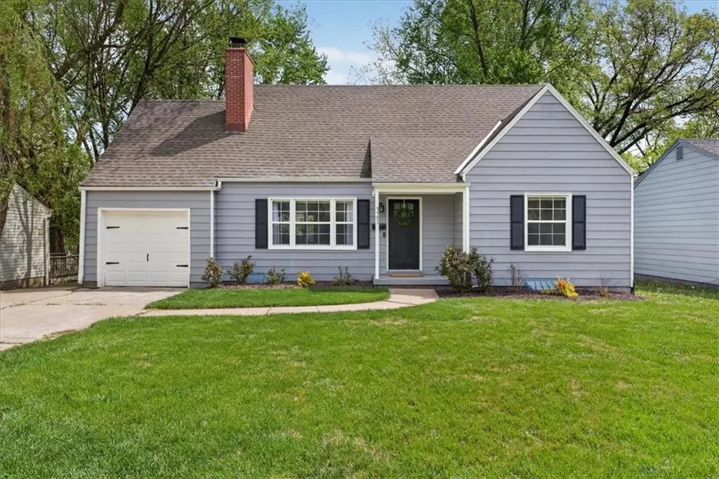 5507 Roe Boulevard, Roeland Park, KS 66205 - #1