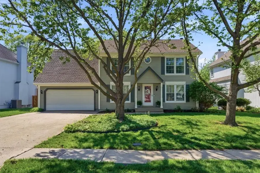 1376 E 154th Terrace, Olathe, KS 66062 - #2