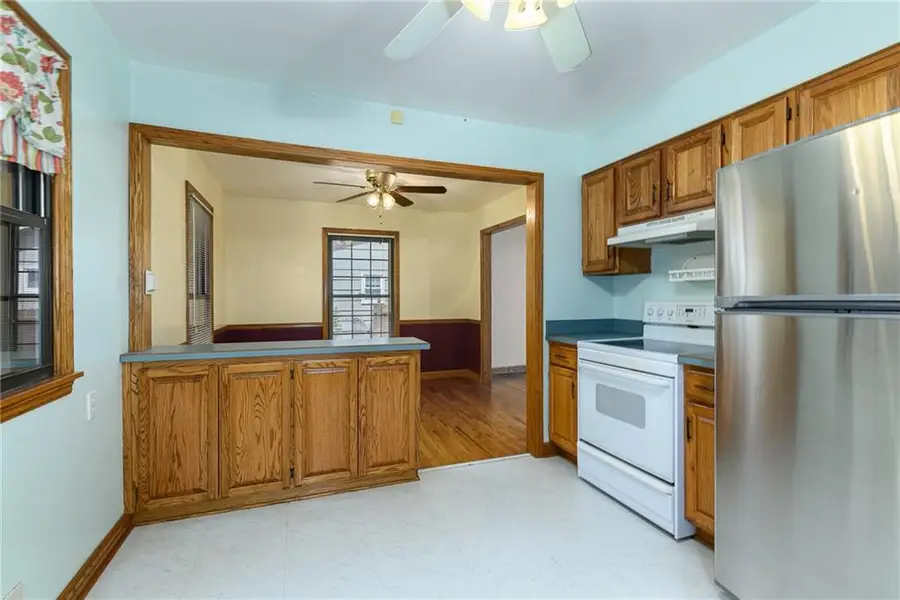 5208 N Wayne Avenue, Kansas City, MO 64118 - #3