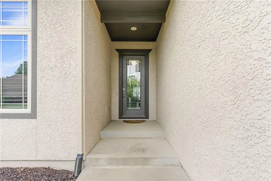 13236 Barton Street, Overland Park, KS 66213 - #3