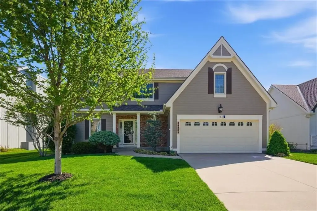 14531 S Kaw Drive, Olathe, KS 66062 - #1
