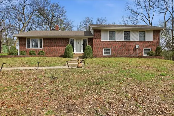223 Highway Tt N/a, Oak Grove, MO 64075