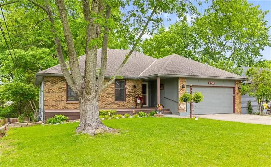 11720 Troost Avenue, Kansas City, MO 64131 - #2