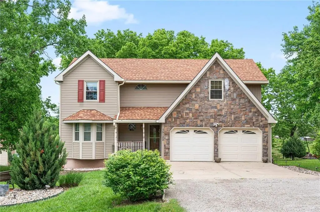 15120 Briarwood Drive, Basehor, KS 66007 - #1