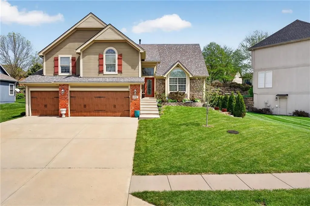 6719 NW Monticello Terrace, Parkville, MO 64152 - #1