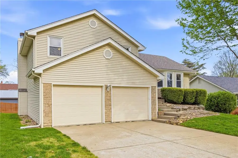 6721 N St Clair Court, Kansas City, MO 64151 - #3