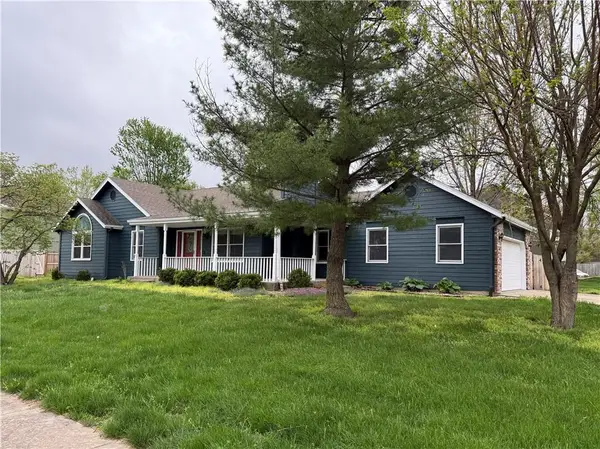 1729 S Maple Street, Ottawa, KS 66067