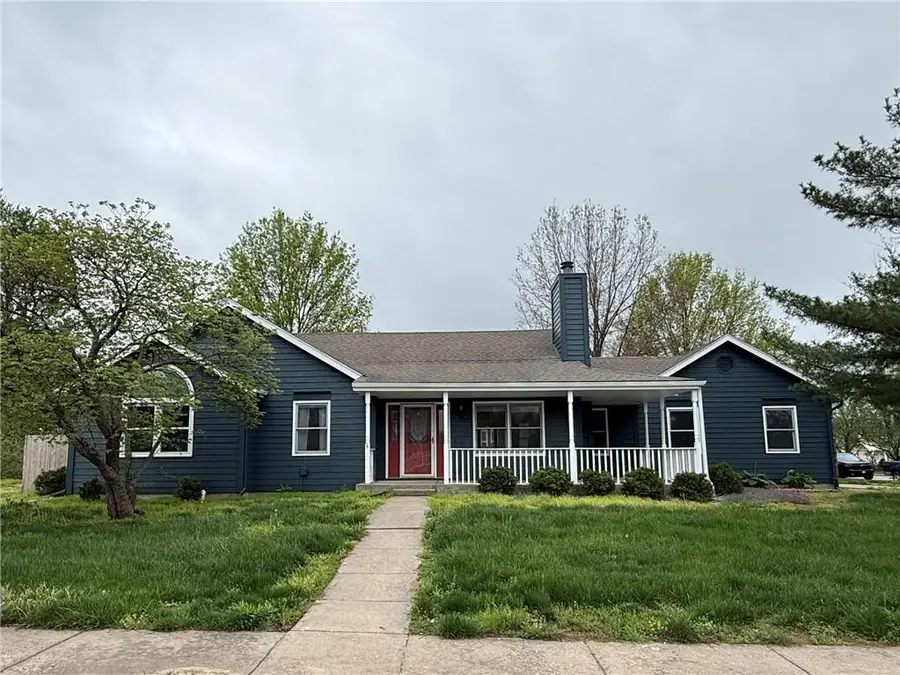1729 S Maple Street, Ottawa, KS 66067 - #2