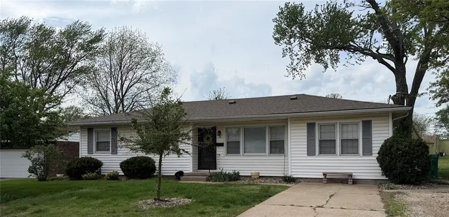 8 Morningside Drive, Paola, KS 66071 - #3