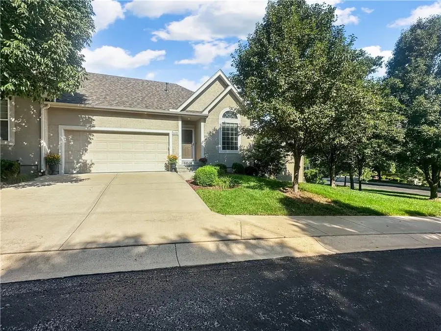 6125 Allman Street, Shawnee, KS 66217 - #2