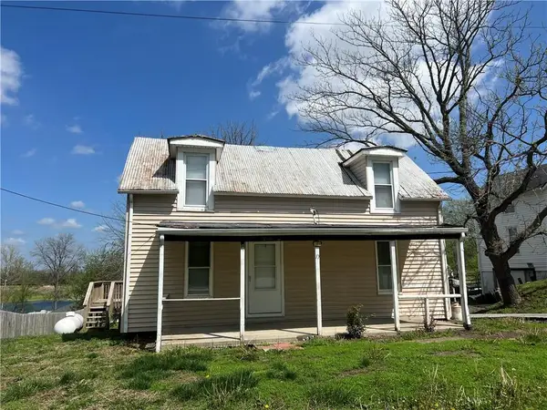 701 W 224 Highway, Wellington, MO 64076