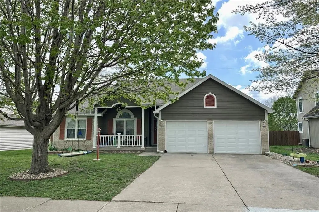 556 Brentwood Drive, Lawrence, KS 66049 - #1