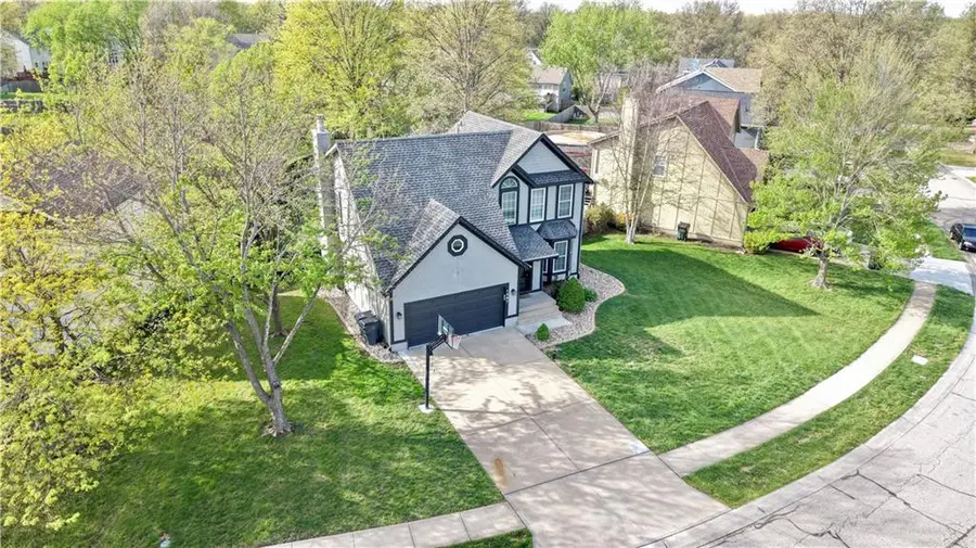 1397 S Brentwood Drive, Olathe, KS 66062 - #3
