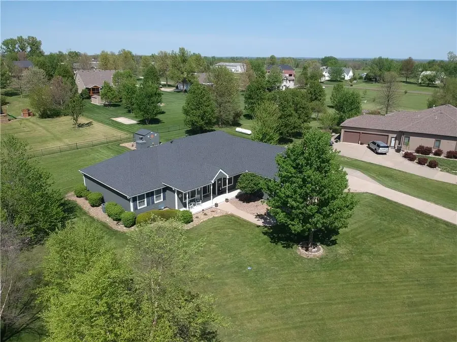 16264 Nicole Lane, Leavenworth, KS 66048 - #2