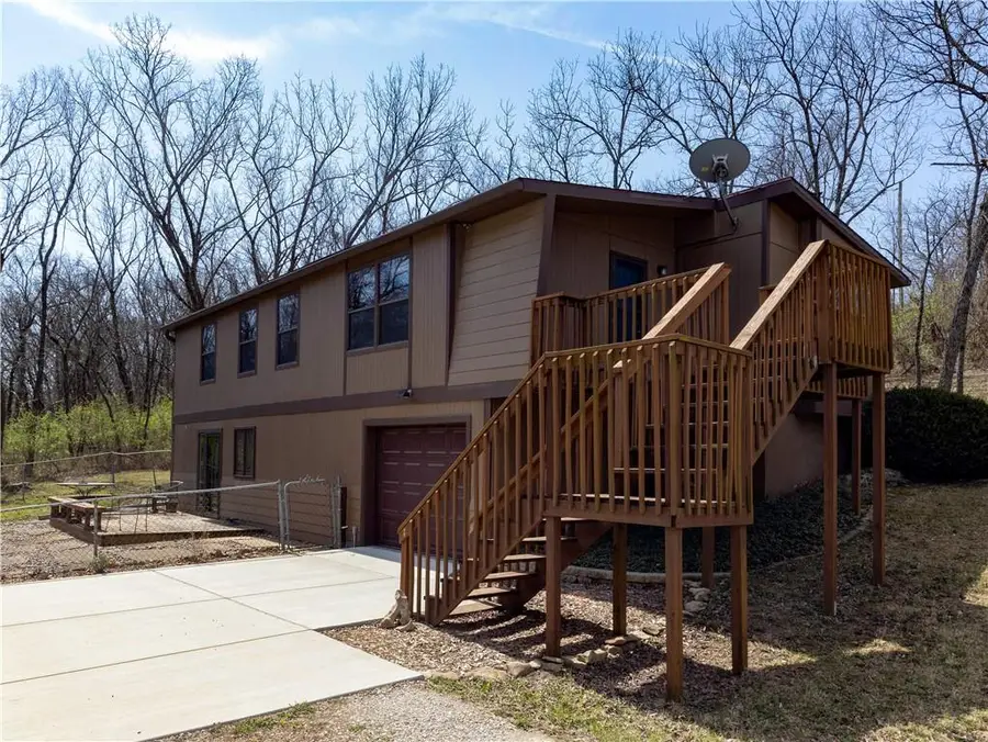 1982 E 100 Road, Lecompton, KS 66050 - #2