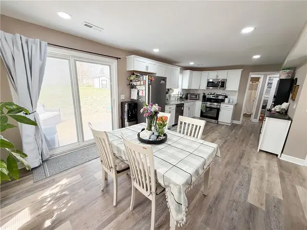 210 S Franklin Street, Raymore, MO 64083